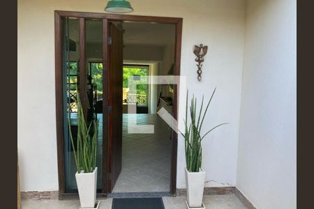 Casa à venda com 3 quartos, 260m² em Matapaca, Niterói