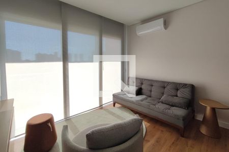 Sala e Cozinha de apartamento à venda com 1 quarto, 40m² em Cambuí, Campinas