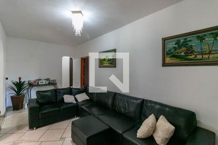Sala de casa à venda com 3 quartos, 200m² em Esplanada, Belo Horizonte