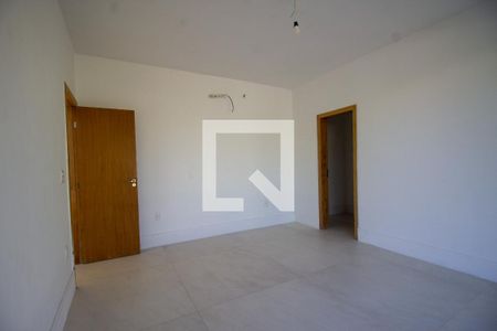 Suíte 1 de casa à venda com 6 quartos, 860m² em Barra da Tijuca, Rio de Janeiro