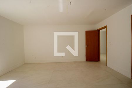 Casa à venda com 860m², 6 quartos e 4 vagasSuíte 5