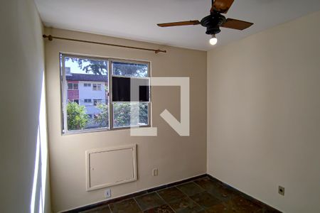 Quarto 2 de apartamento à venda com 3 quartos, 60m² em Taquara, Rio de Janeiro