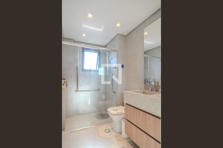 Apartamento à venda com 65m², 2 quartos e 2 vagas Apartamento à venda com 65m², 2 quartos e 2 vagasBanheiro da Suíte