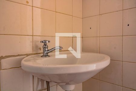 Casa à venda com 320m², 5 quartos e 3 vagas Casa à venda com 320m², 5 quartos e 3 vagasBanheiro de Serviço