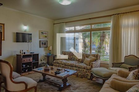 Sala de casa à venda com 5 quartos, 320m² em Planalto Paulista, São Paulo