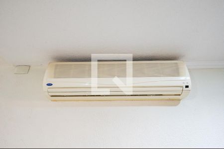 Sala de casa à venda com 3 quartos, 145m² em Vila Nova Caledonia, São Paulo