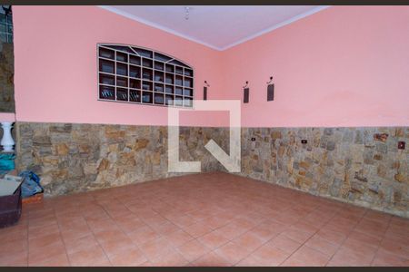 Casa à venda com 300m², 4 quartos e 3 vagasGaragem