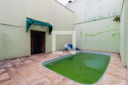 Casa à venda com 300m², 4 quartos e 3 vagasPiscina
