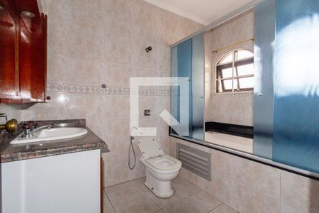 Casa à venda com 300m², 4 quartos e 3 vagasBanheiro - Suíte