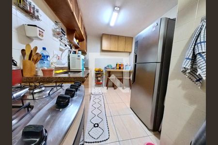 Apartamento à venda com 57m², 2 quartos e 1 vaga Apartamento à venda com 57m², 2 quartos e 1 vagaCozinha