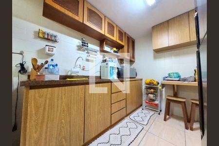 Apartamento à venda com 57m², 2 quartos e 1 vaga Apartamento à venda com 57m², 2 quartos e 1 vagaCozinha