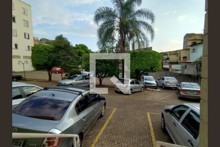 Apartamento à venda com 57m², 2 quartos e 1 vaga Apartamento à venda com 57m², 2 quartos e 1 vagaSaída Bloco