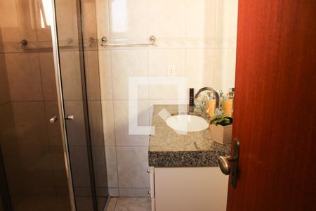 Apartamento à venda com 160m², 4 quartos e 2 vagas Apartamento à venda com 160m², 4 quartos e 2 vagasBanheiro da Suíte