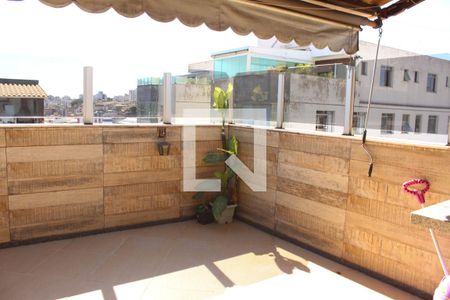 Apartamento à venda com 160m², 4 quartos e 2 vagas Apartamento à venda com 160m², 4 quartos e 2 vagasCobertura