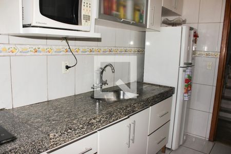 Apartamento à venda com 160m², 4 quartos e 2 vagas Apartamento à venda com 160m², 4 quartos e 2 vagasCozinha