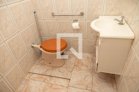 Casa à venda com 94m², 2 quartos e 3 vagasBanheiro 2 