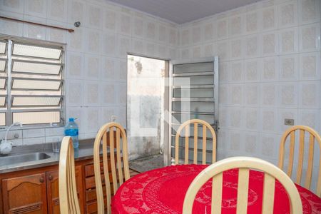 Casa à venda com 94m², 2 quartos e 3 vagasCozinha 1