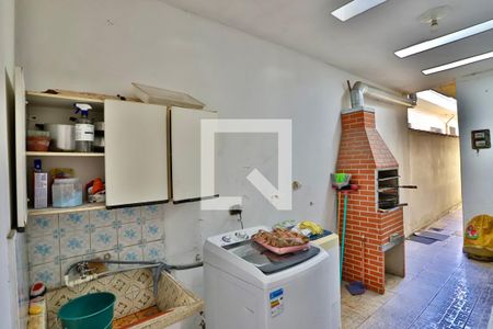 Casa à venda com 150m², 4 quartos e 2 vagasLavanderia