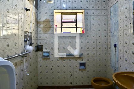 Casa à venda com 150m², 4 quartos e 2 vagasBanheiro 2