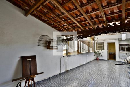 Casa à venda com 150m², 4 quartos e 2 vagasQuintal