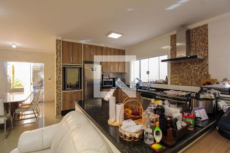 Casa à venda com 270m², 5 quartos e 3 vagas Casa à venda com 270m², 5 quartos e 3 vagasCozinha