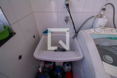 Casa à venda com 270m², 5 quartos e 3 vagas Casa à venda com 270m², 5 quartos e 3 vagasÁrea de Serviço