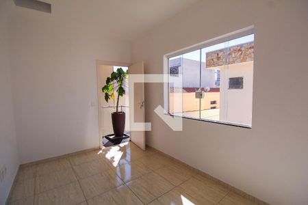 Casa à venda com 270m², 5 quartos e 3 vagas Casa à venda com 270m², 5 quartos e 3 vagasSuíte Externa