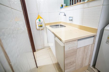 Apartamento à venda com 110m², 3 quartos e 1 vagaÁrea de Serviço