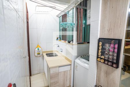 Apartamento à venda com 110m², 3 quartos e 1 vagaÁrea de Serviço