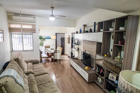 Apartamento à venda com 110m², 3 quartos e 1 vagaSala