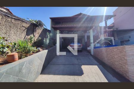 Casa à venda com 170m², 3 quartos e 4 vagasGaragem