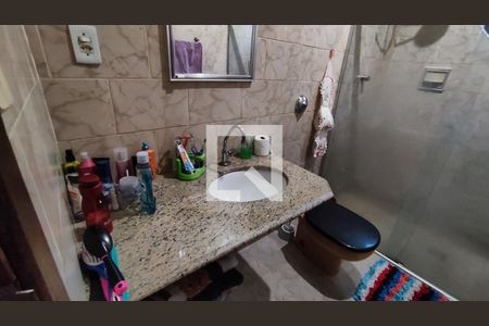 Casa à venda com 170m², 3 quartos e 4 vagasBanheiro social