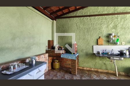 Casa à venda com 170m², 3 quartos e 4 vagasCozinha externa