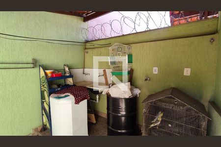 Casa à venda com 170m², 3 quartos e 4 vagasÁrea serviço externa