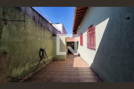 Casa à venda com 170m², 3 quartos e 4 vagasQuintal