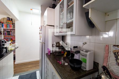 Apartamento para alugar com 58m², 2 quartos e 2 vagasCozinha