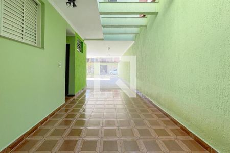 Casa à venda com 375m², 5 quartos e 5 vagas Casa à venda com 375m², 5 quartos e 5 vagasGaragem