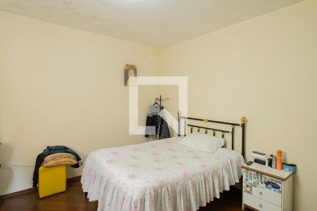 Casa à venda com 375m², 5 quartos e 5 vagas Casa à venda com 375m², 5 quartos e 5 vagasQuarto