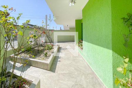 Casa à venda com 375m², 5 quartos e 5 vagas Casa à venda com 375m², 5 quartos e 5 vagasGaragem