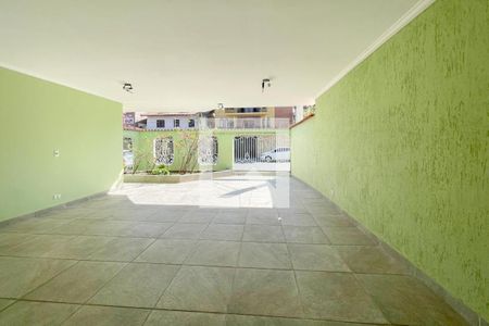 Casa à venda com 375m², 5 quartos e 5 vagas Casa à venda com 375m², 5 quartos e 5 vagasGaragem