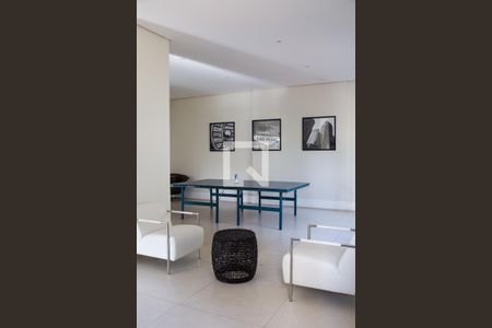 Apartamento para alugar com 70m², 2 quartos e 1 vagaÁrea comum  