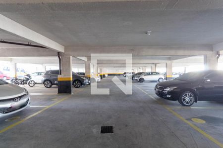 Apartamento à venda com 105m², 2 quartos e 1 vaga Apartamento à venda com 105m², 2 quartos e 1 vagaGaragem