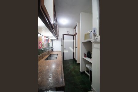 Apartamento para alugar com 110m², 3 quartos e sem vagaCozinha