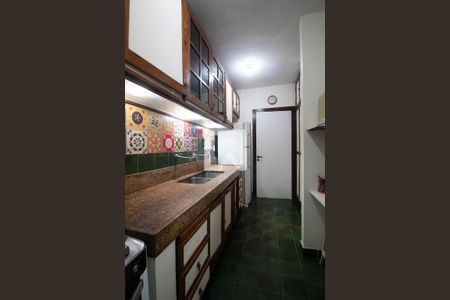 Apartamento para alugar com 110m², 3 quartos e sem vagaCozinha