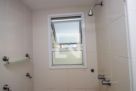 Apartamento à venda com 112m², 4 quartos e 2 vagasBanheiro quarto 3