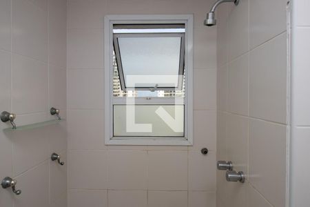 Apartamento à venda com 112m², 4 quartos e 2 vagasBanheiro quarto 3