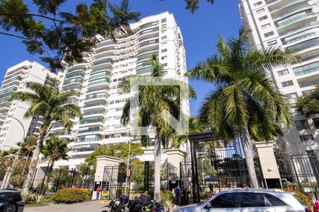 Apartamento à venda com 112m², 4 quartos e 2 vagasFachada