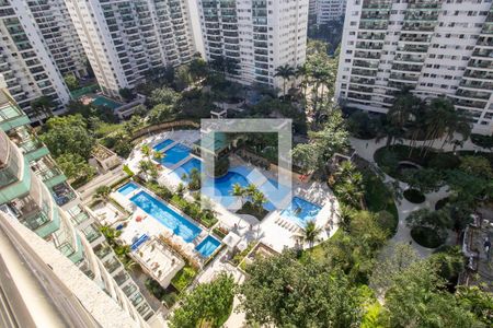 Apartamento à venda com 112m², 4 quartos e 2 vagasÁrea comum - Piscina