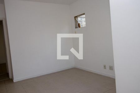 Apartamento à venda com 112m², 4 quartos e 2 vagasQuarto 3