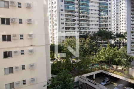 Apartamento à venda com 112m², 4 quartos e 2 vagasQuarto 2
